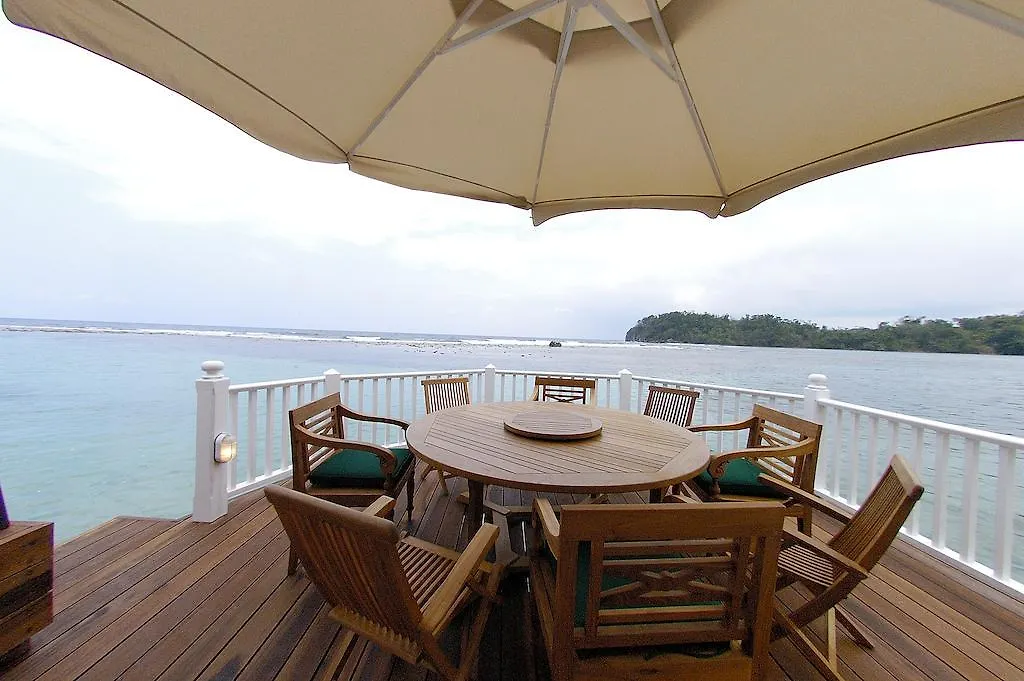 Bonne Amie Villa Drapers