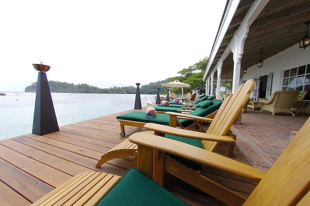 Bonne Amie Villa Drapers
